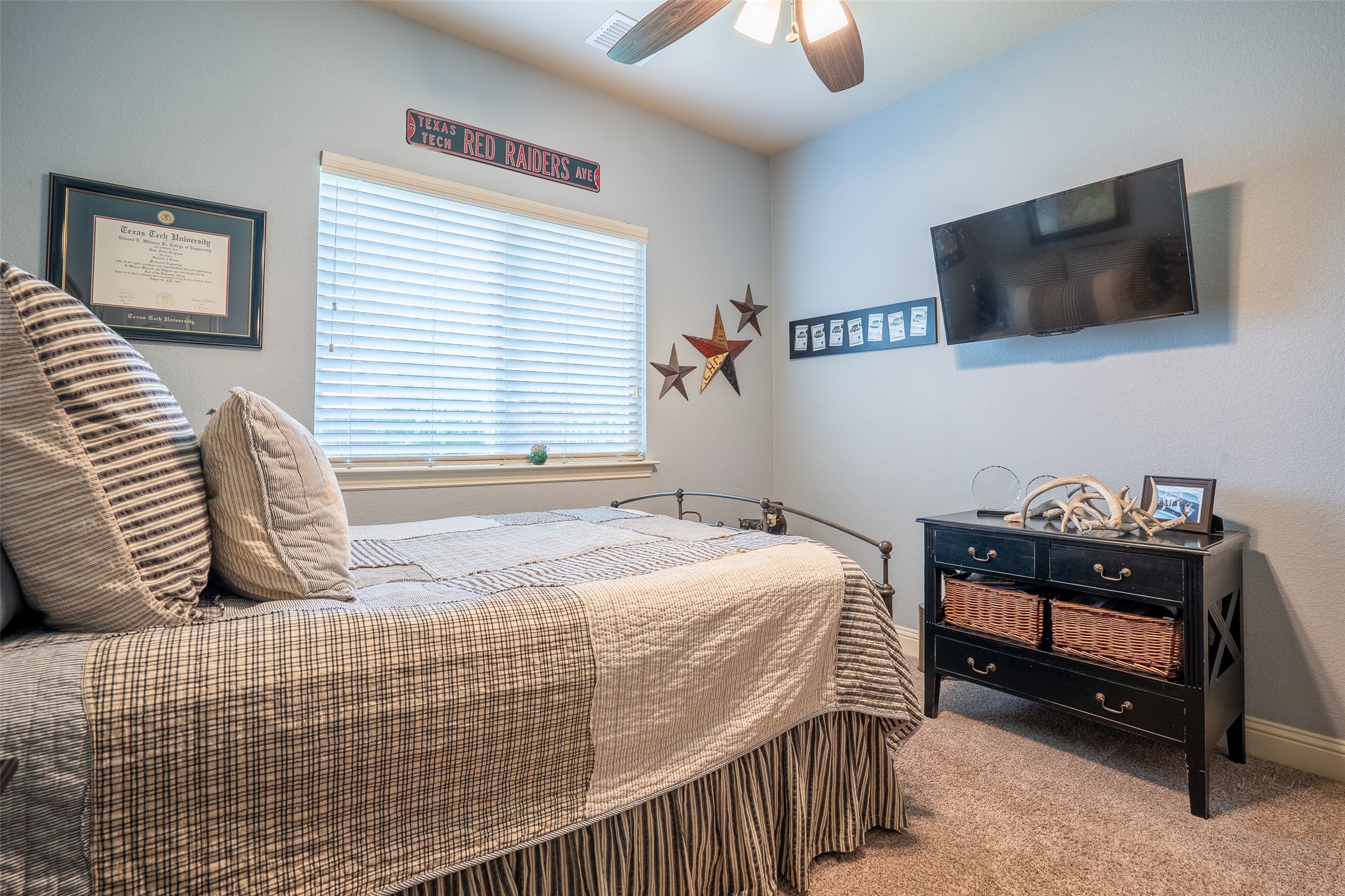 617 Fox Creek Trail Fort Worth TX 76131