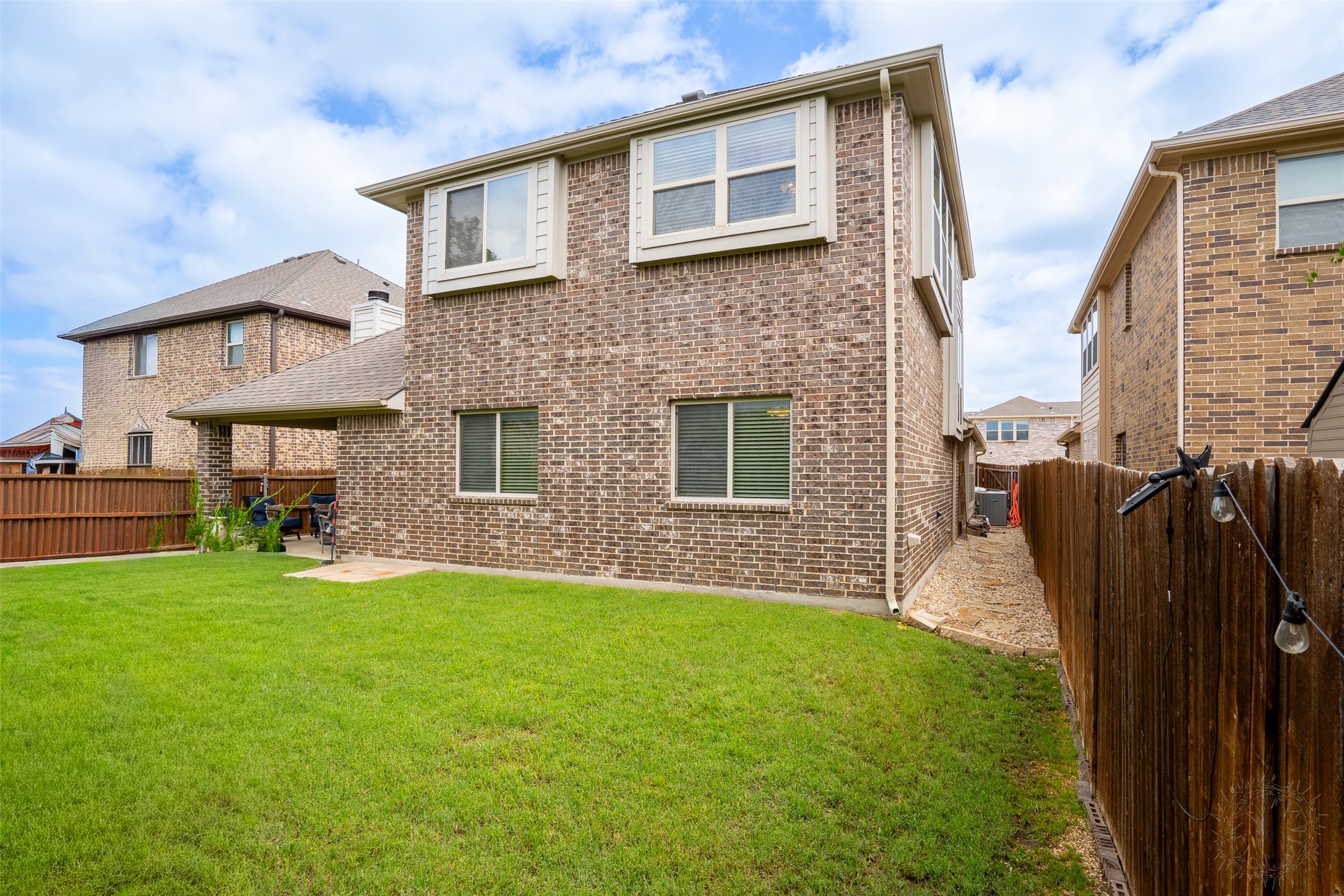 617 Fox Creek Trail Fort Worth TX 76131