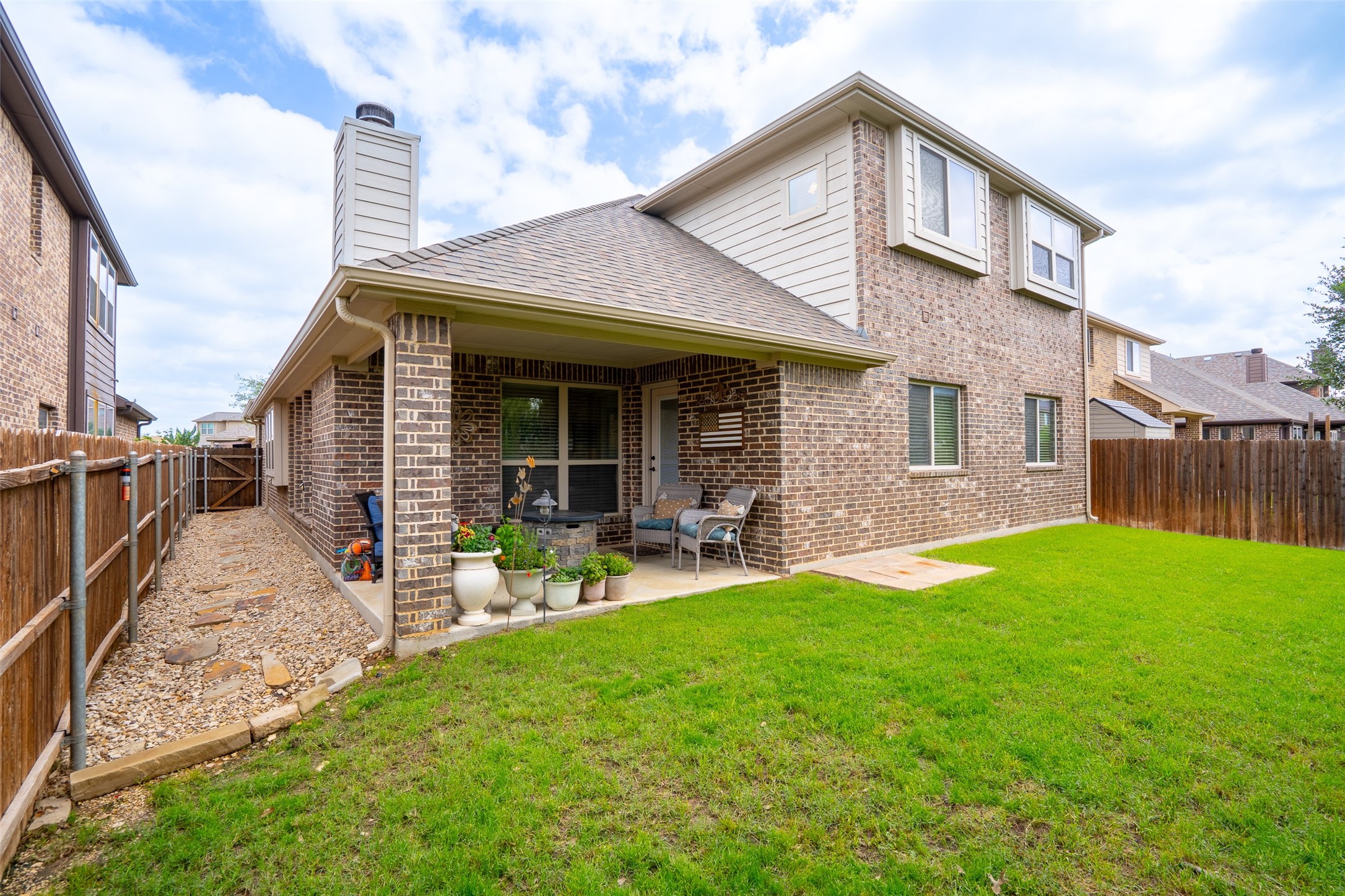 617 Fox Creek Trail Fort Worth TX 76131