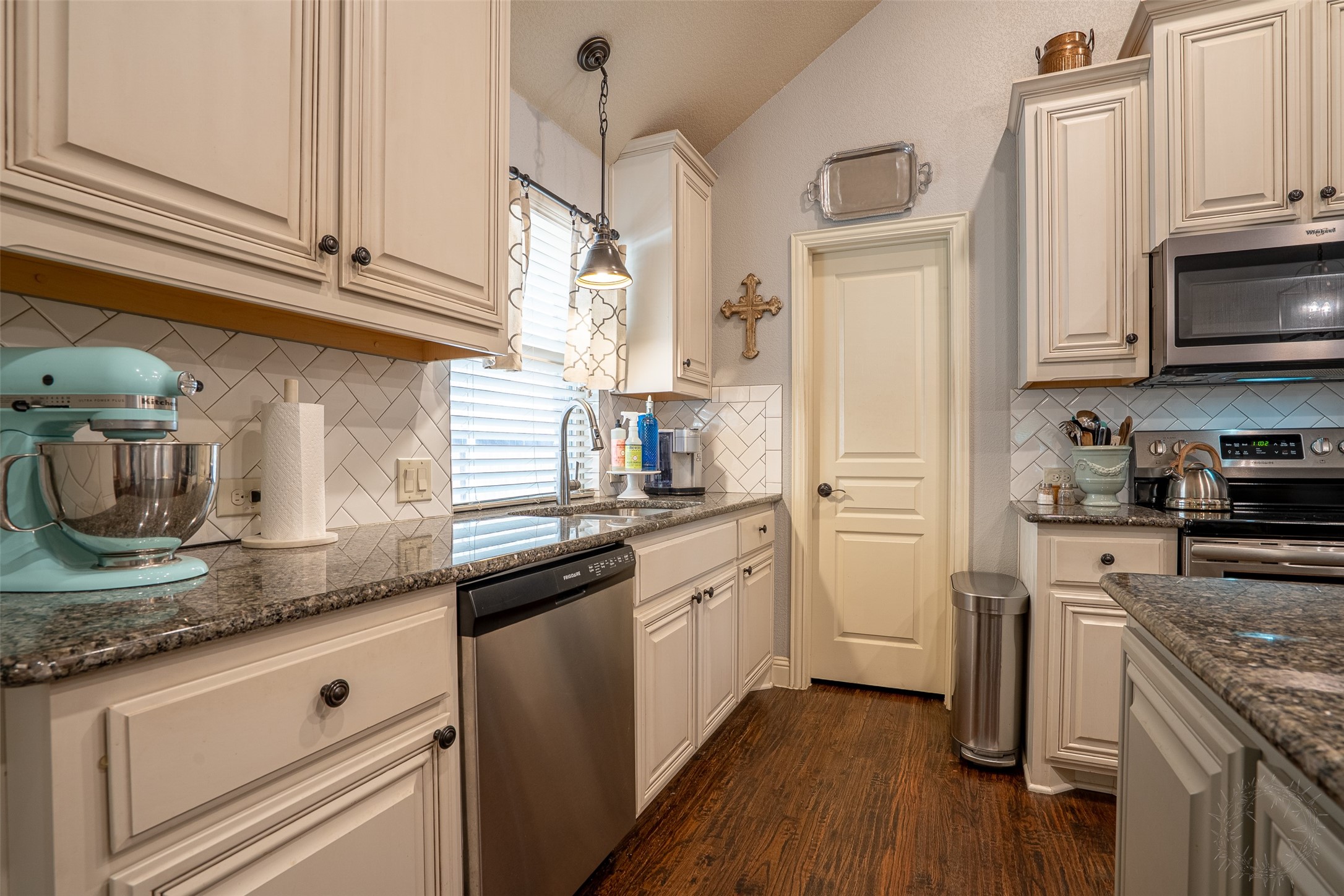 617 Fox Creek Trail Fort Worth TX 76131