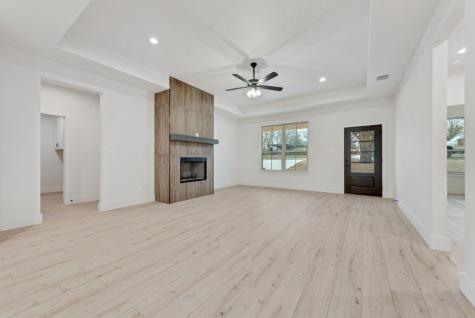 518 Berke Street Newark TX 76071