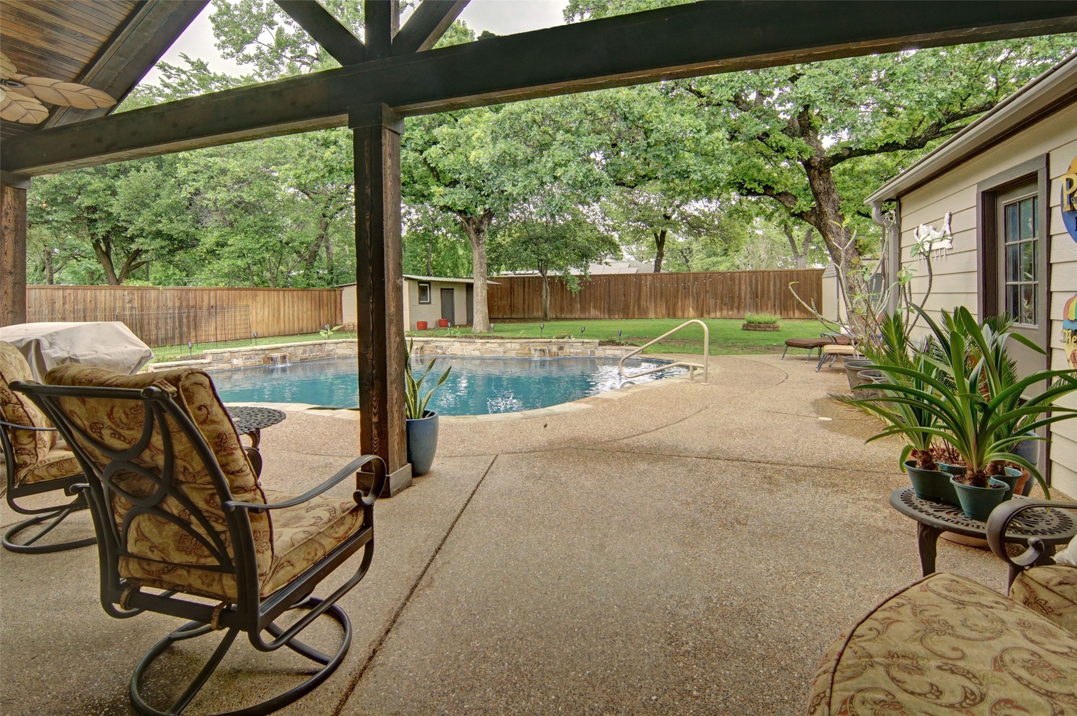 720 Merritt Street River Oaks TX 76114