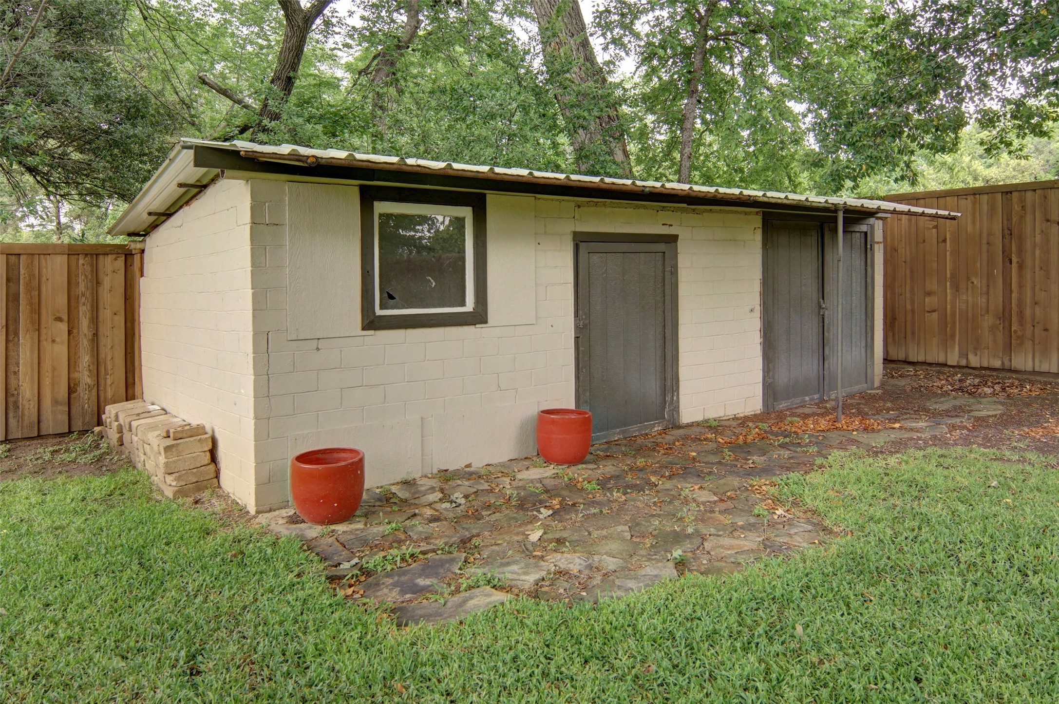 720 Merritt Street River Oaks TX 76114