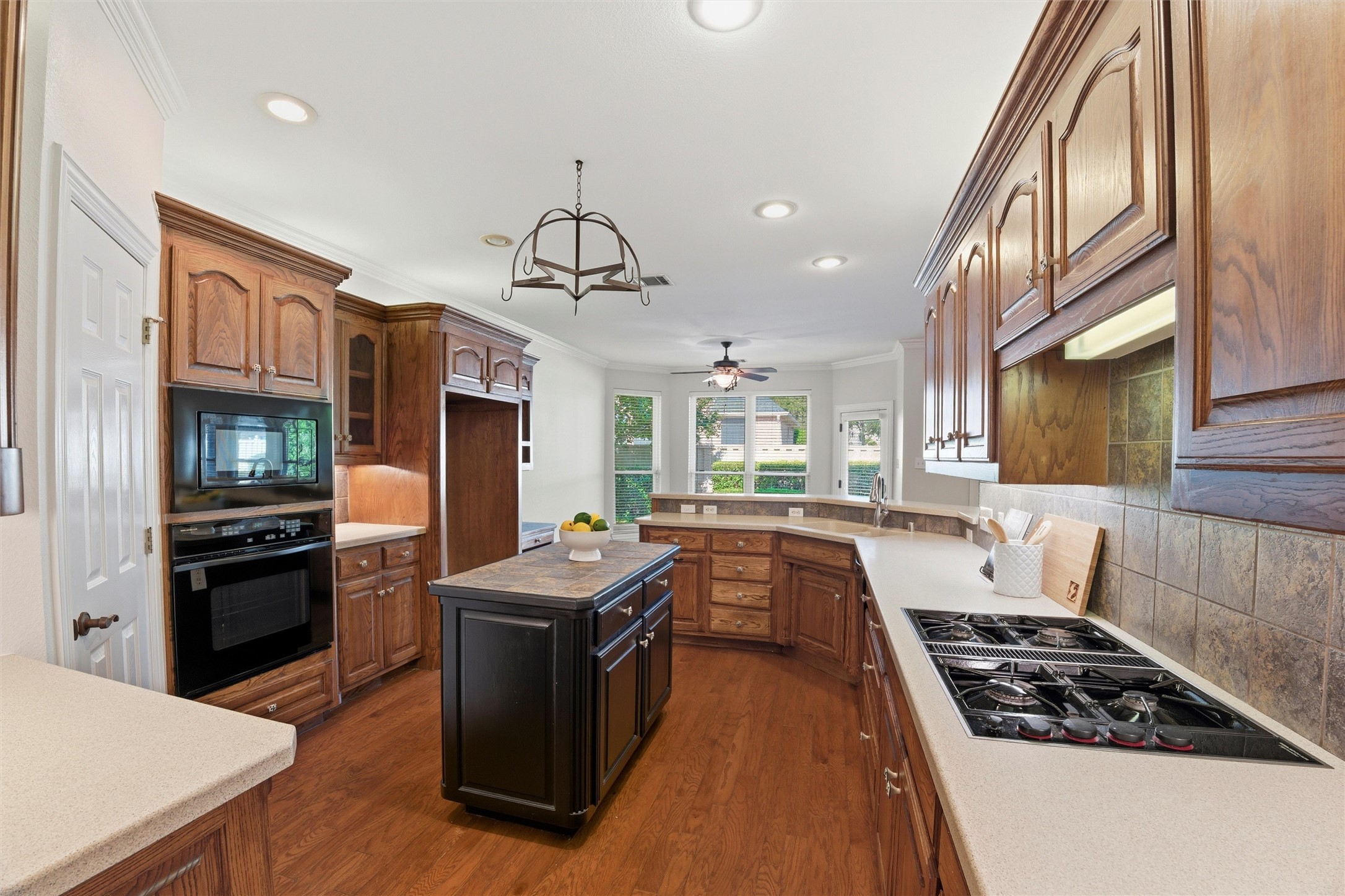 718 Morningside Drive Mansfield TX 76063