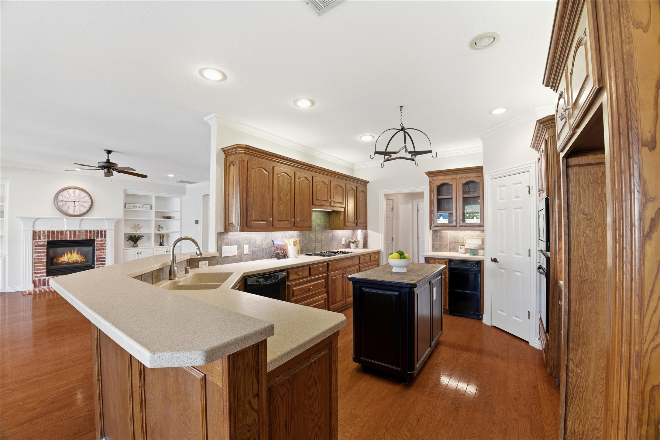 718 Morningside Drive Mansfield TX 76063