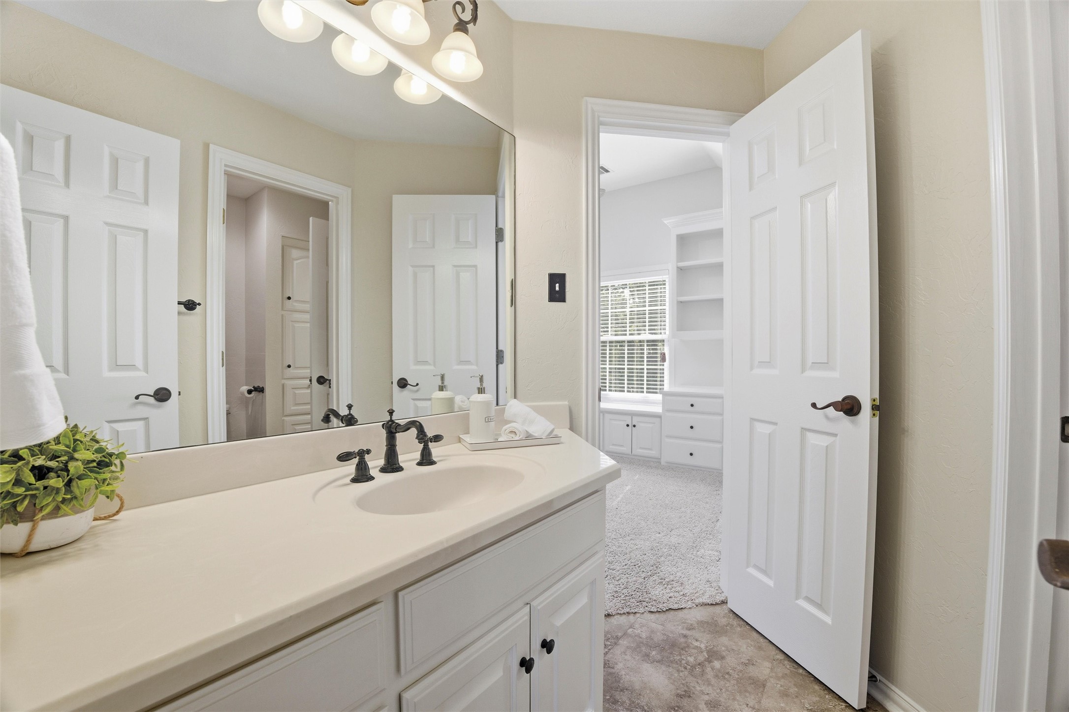 718 Morningside Drive Mansfield TX 76063
