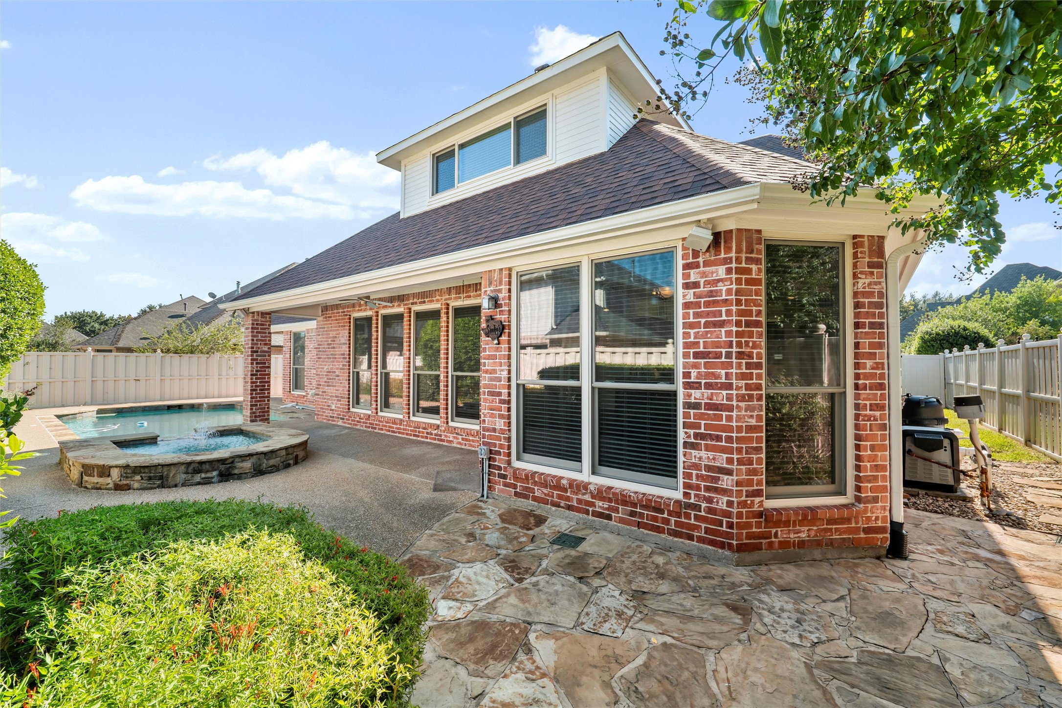 718 Morningside Drive Mansfield TX 76063