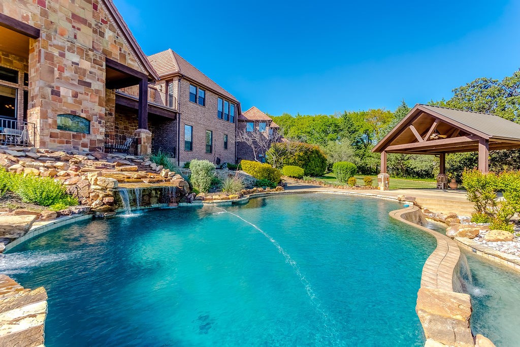 5600 Southern Hills Court Flower Mound TX 75022