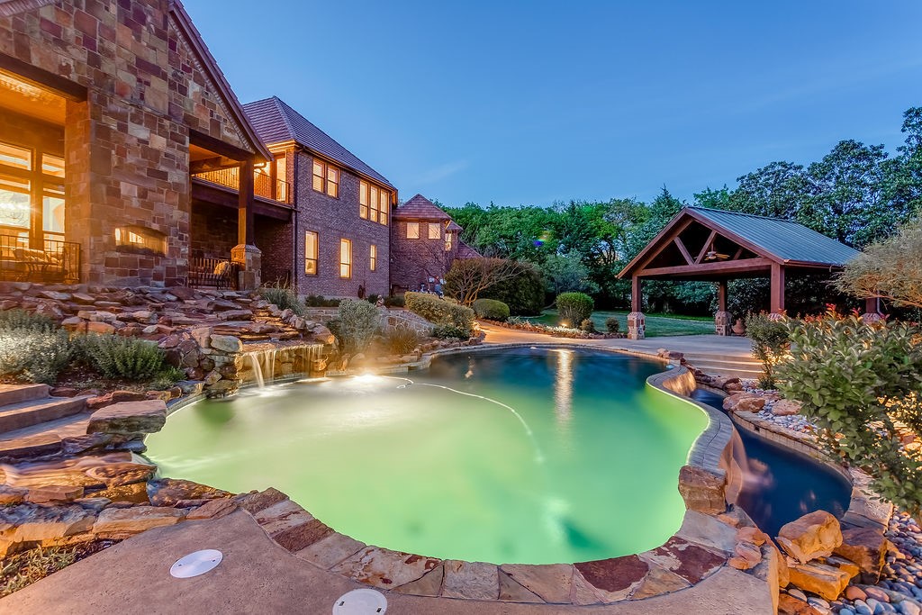 5600 Southern Hills Court Flower Mound TX 75022