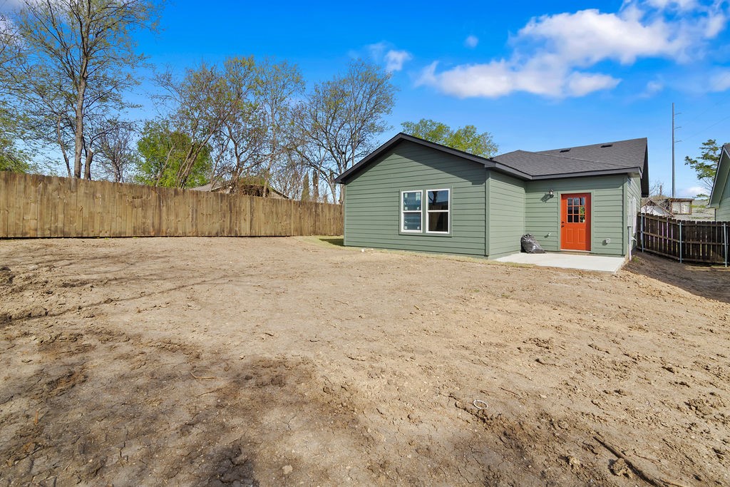 1832 E Broadway Avenue Fort Worth TX 76104