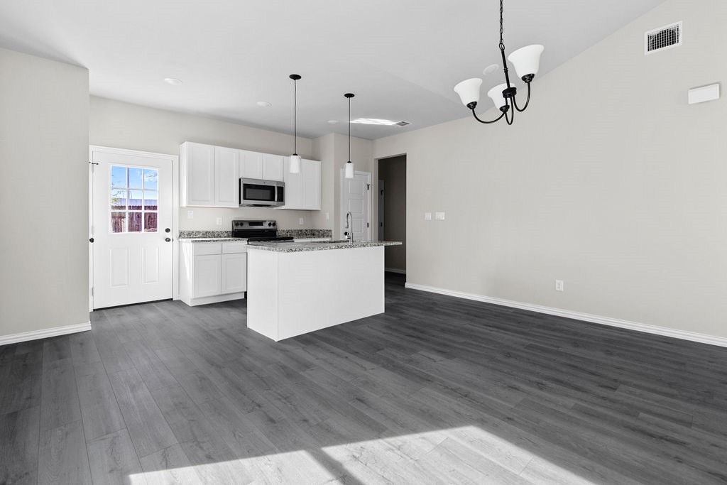 1832 E Broadway Avenue Fort Worth TX 76104