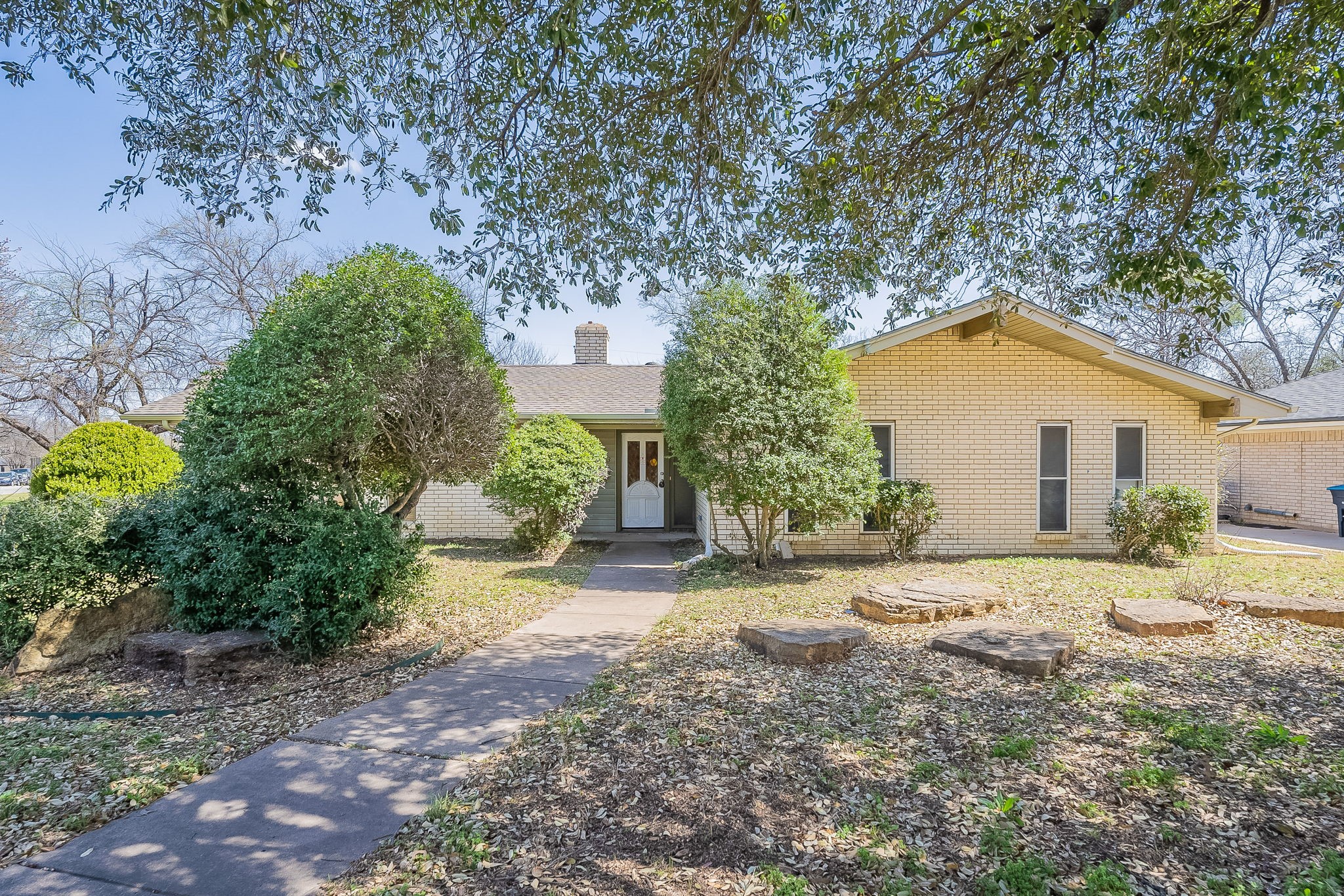 5633 Westcreek Drive Fort Worth TX 76133
