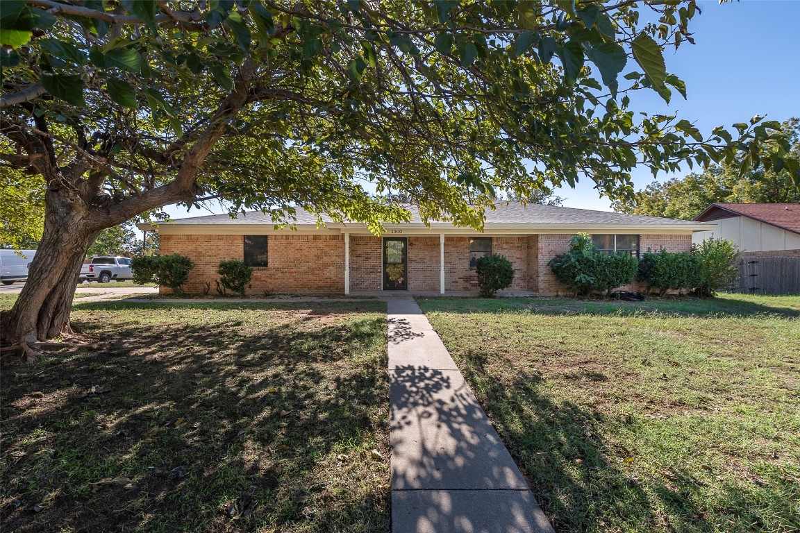 1300 4th Street Granbury TX 76048