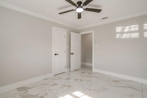 2512 Glen Garden Avenue Fort Worth TX 76119