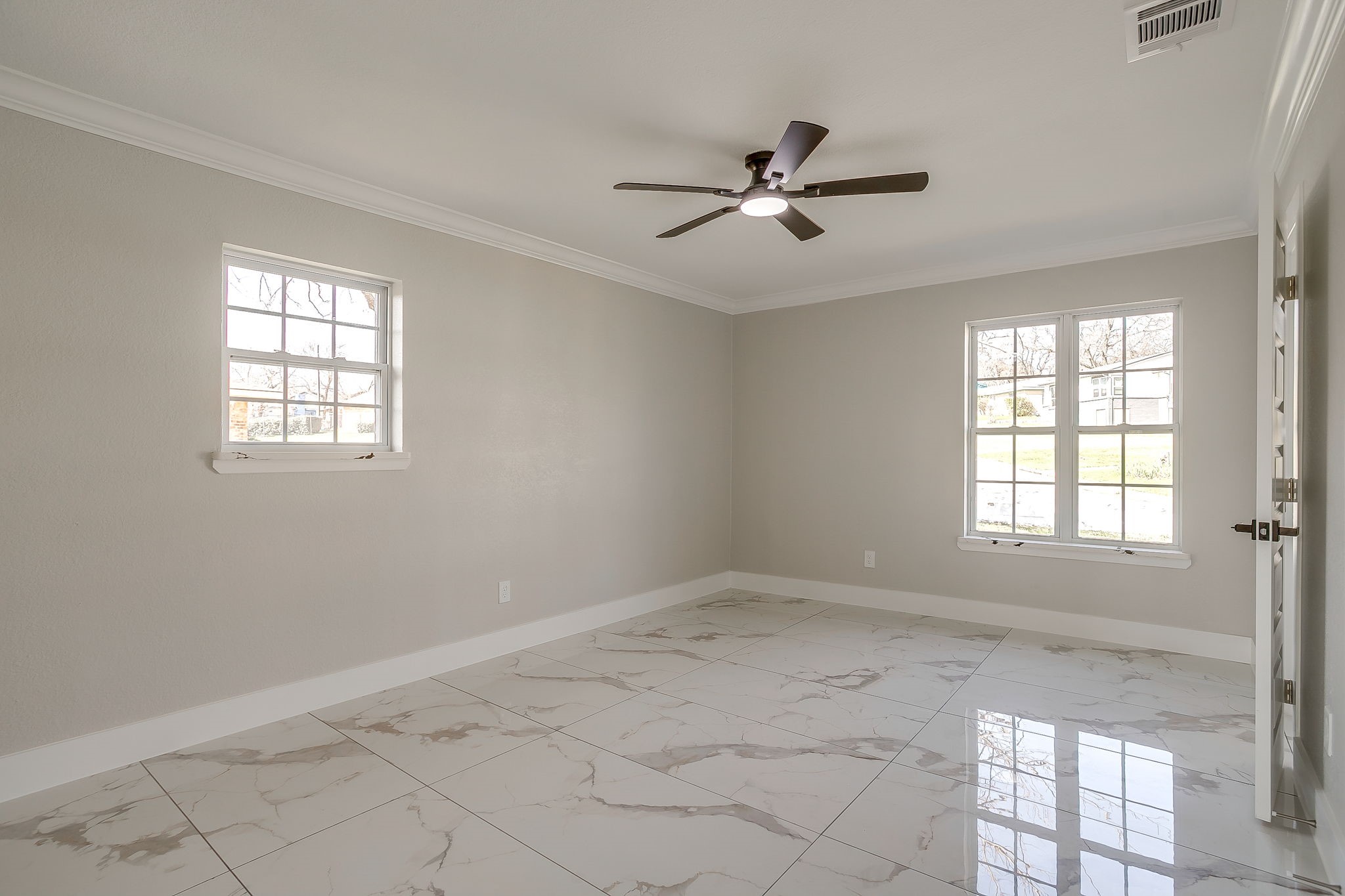 2512 Glen Garden Avenue Fort Worth TX 76119