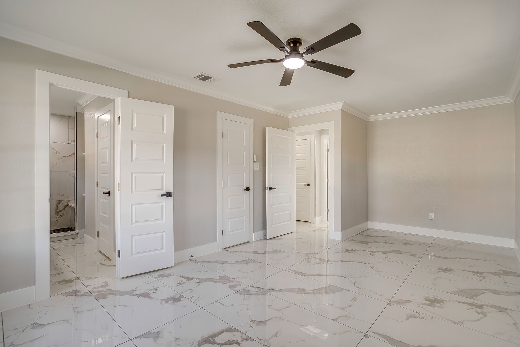 2512 Glen Garden Avenue Fort Worth TX 76119