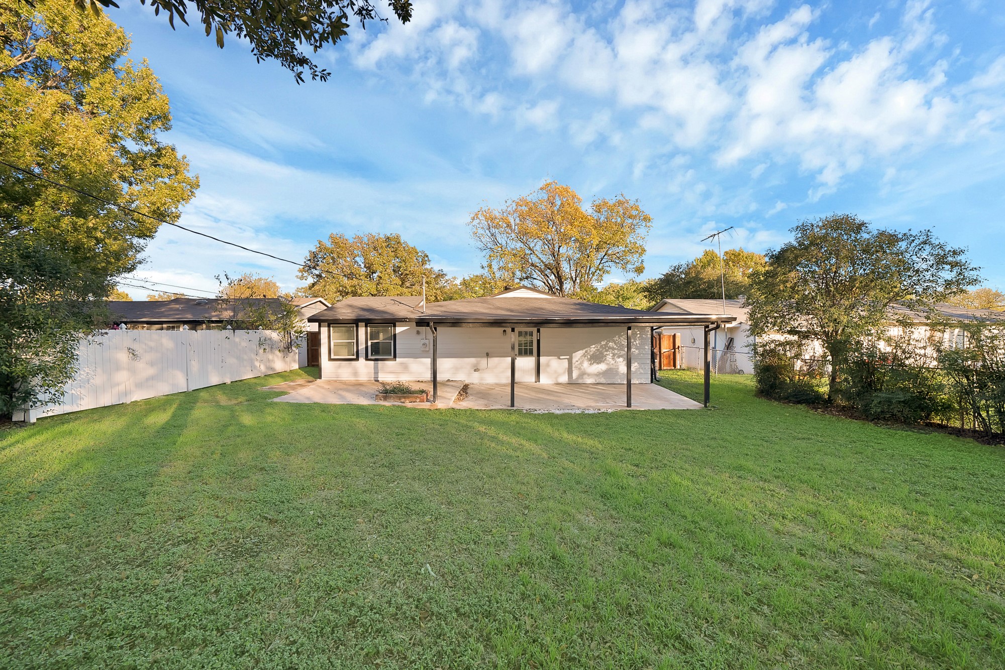 809 Hackamore Street White Settlement TX 76108