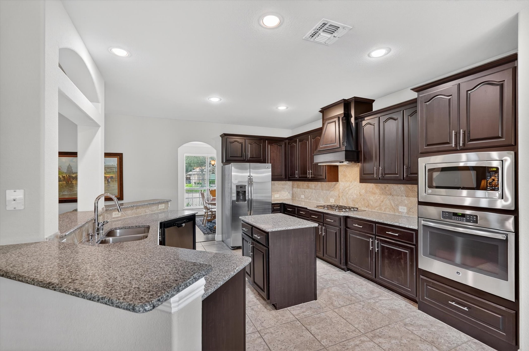 3515 Carlton Court Sachse TX 75048