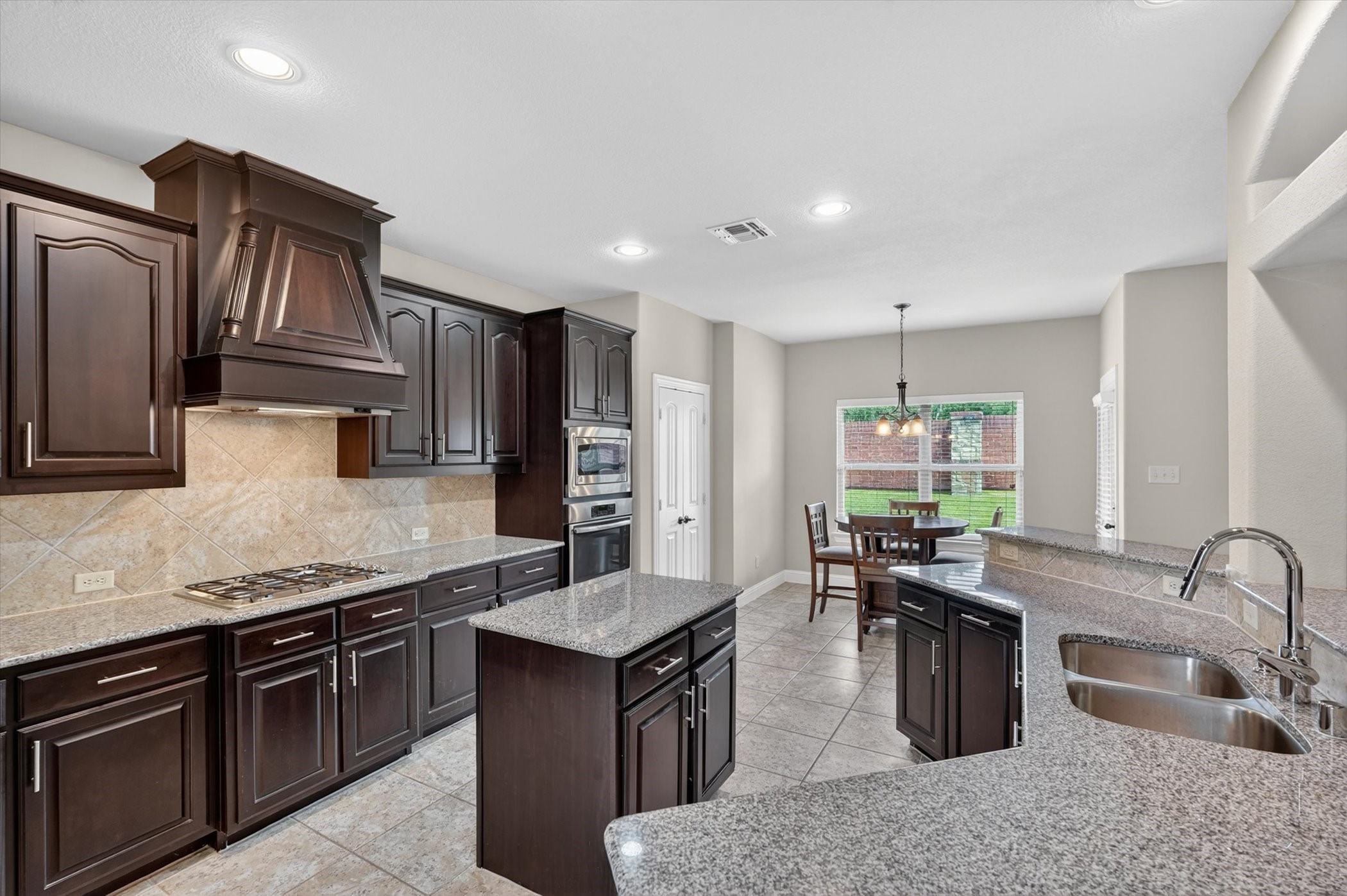 3515 Carlton Court Sachse TX 75048