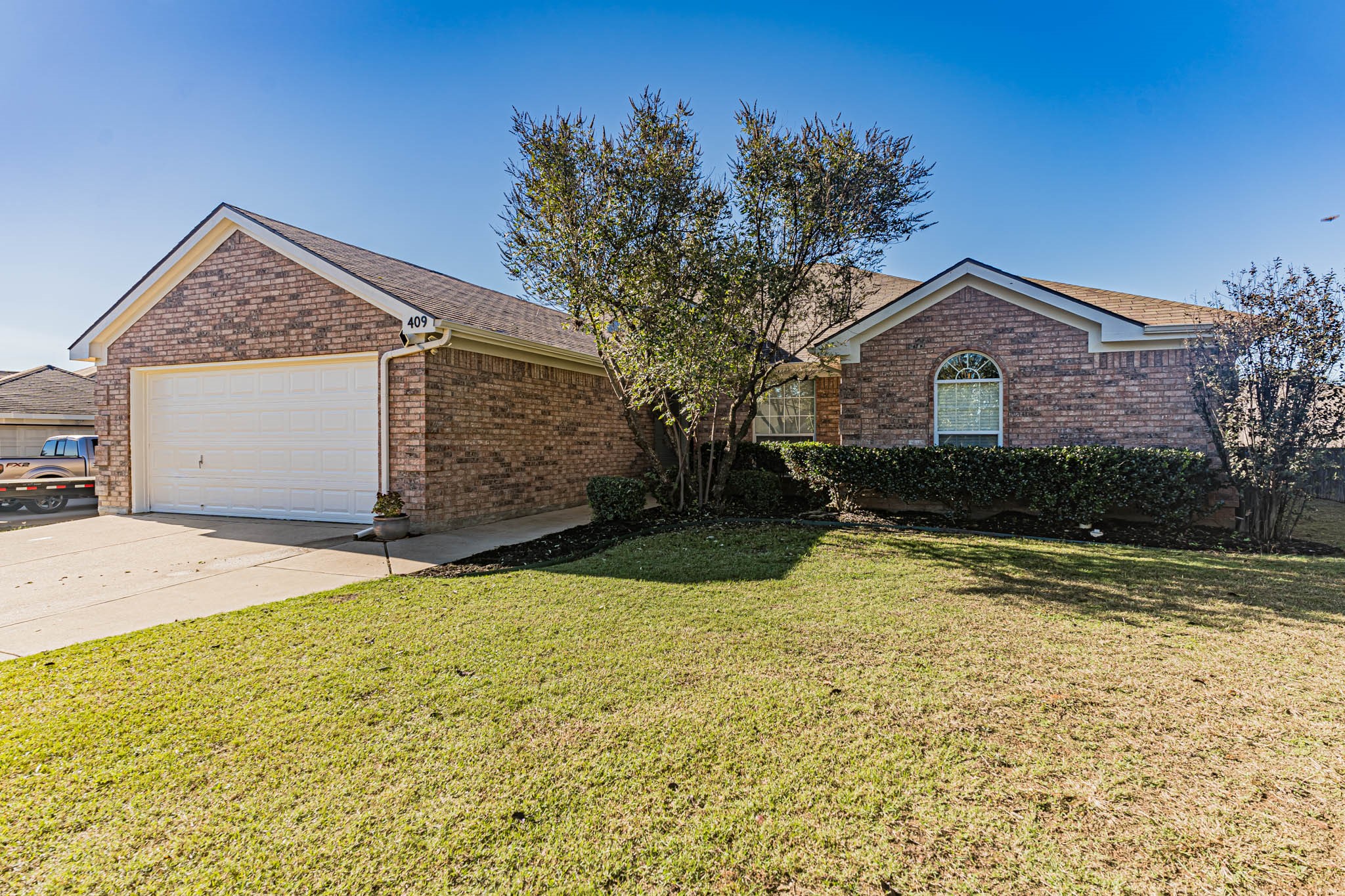 409 Willow Creek Drive Weatherford TX 76085