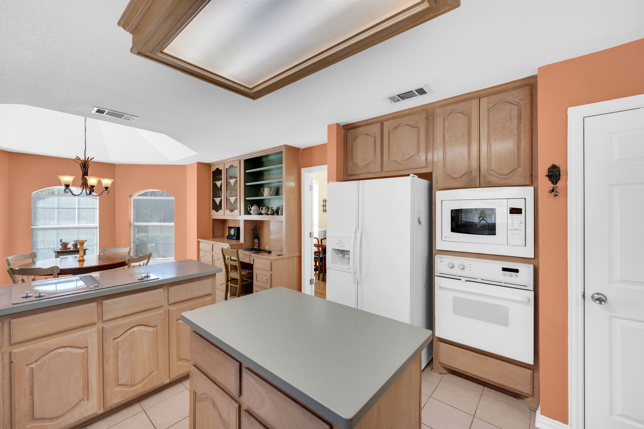 1713 Turtle Point Drive Desoto TX 75115