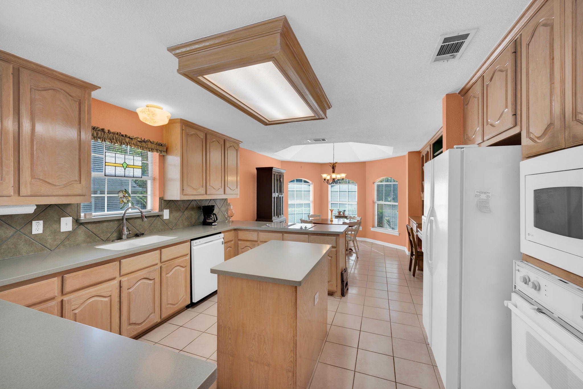 1713 Turtle Point Drive Desoto TX 75115
