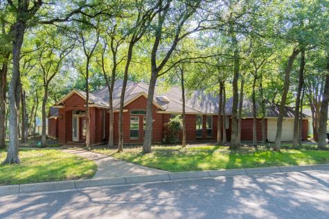 8713 Racquet Club Drive Fort Worth TX 76120