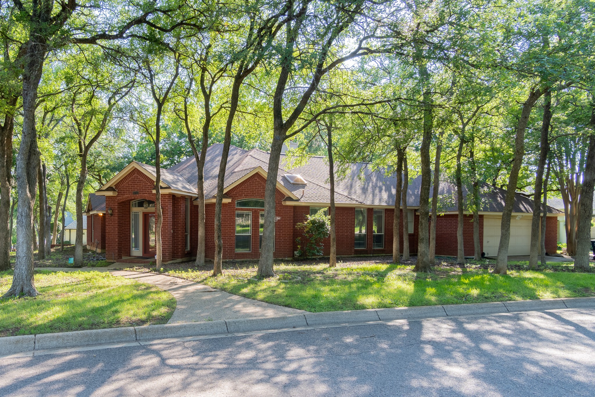 8713 Racquet Club Drive Fort Worth TX 76120