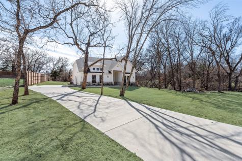 2017 Shady Creek Crossing Azle TX 76020