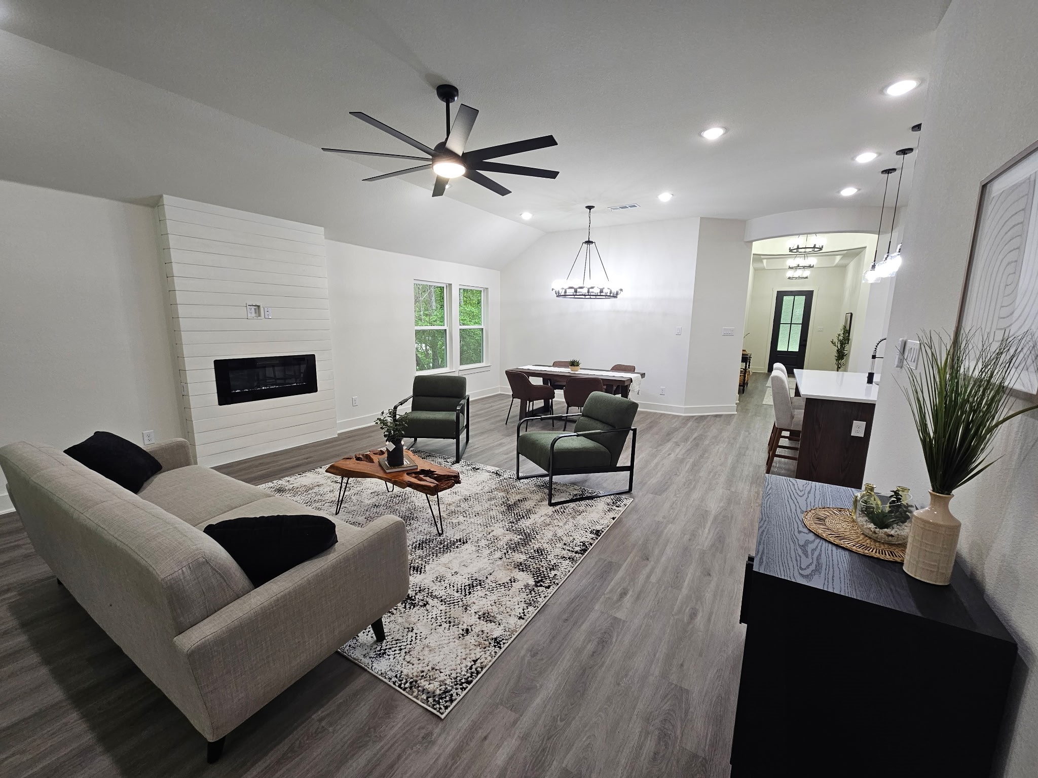 2017 Shady Creek Crossing Azle TX 76020