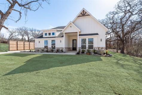 2017 Shady Creek Crossing Azle TX 76020