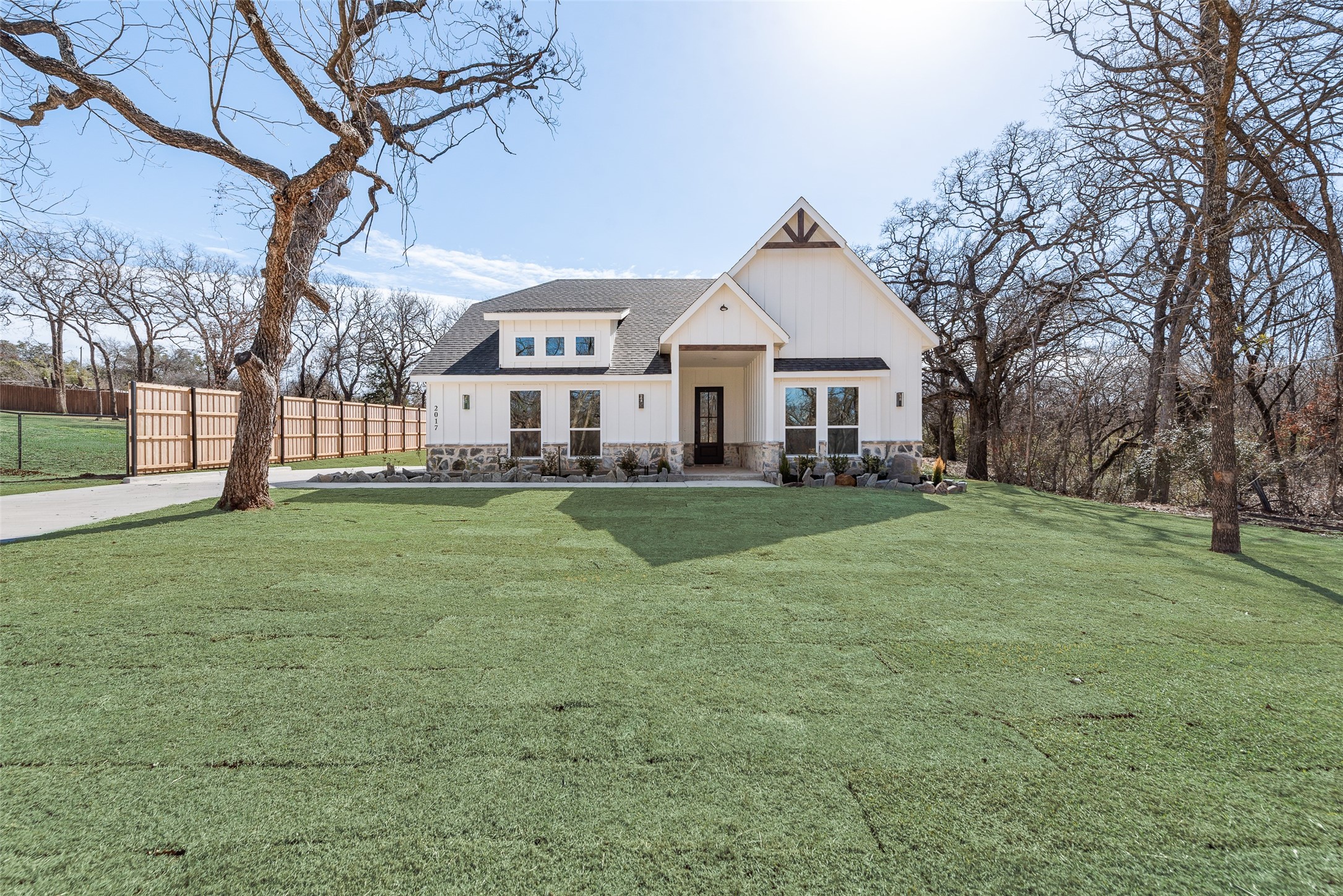 2017 Shady Creek Crossing Azle TX 76020