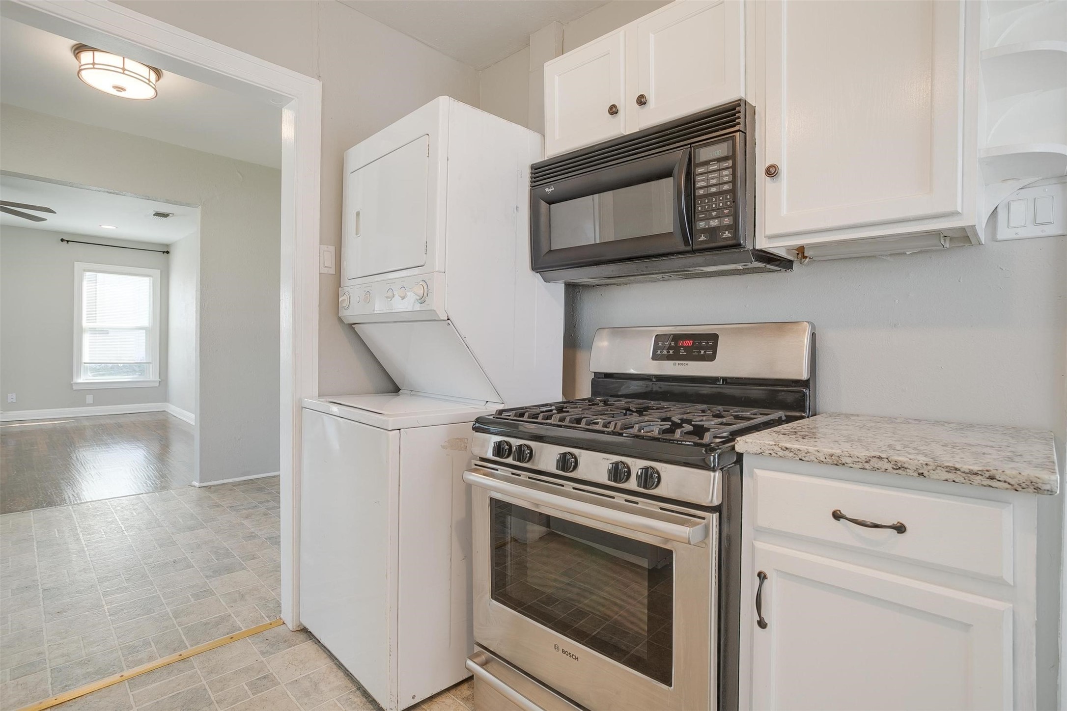 4921 Pershing Avenue Fort Worth TX 76107