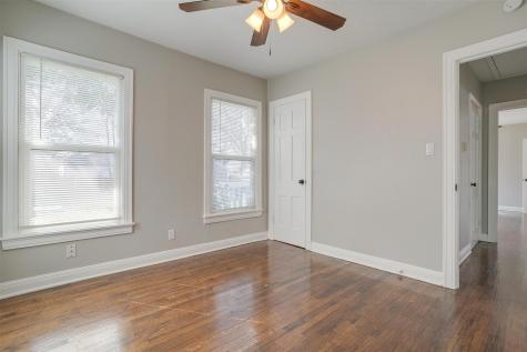 4921 Pershing Avenue Fort Worth TX 76107