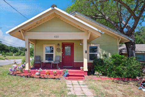 820 Lakey Street Denton TX 76205