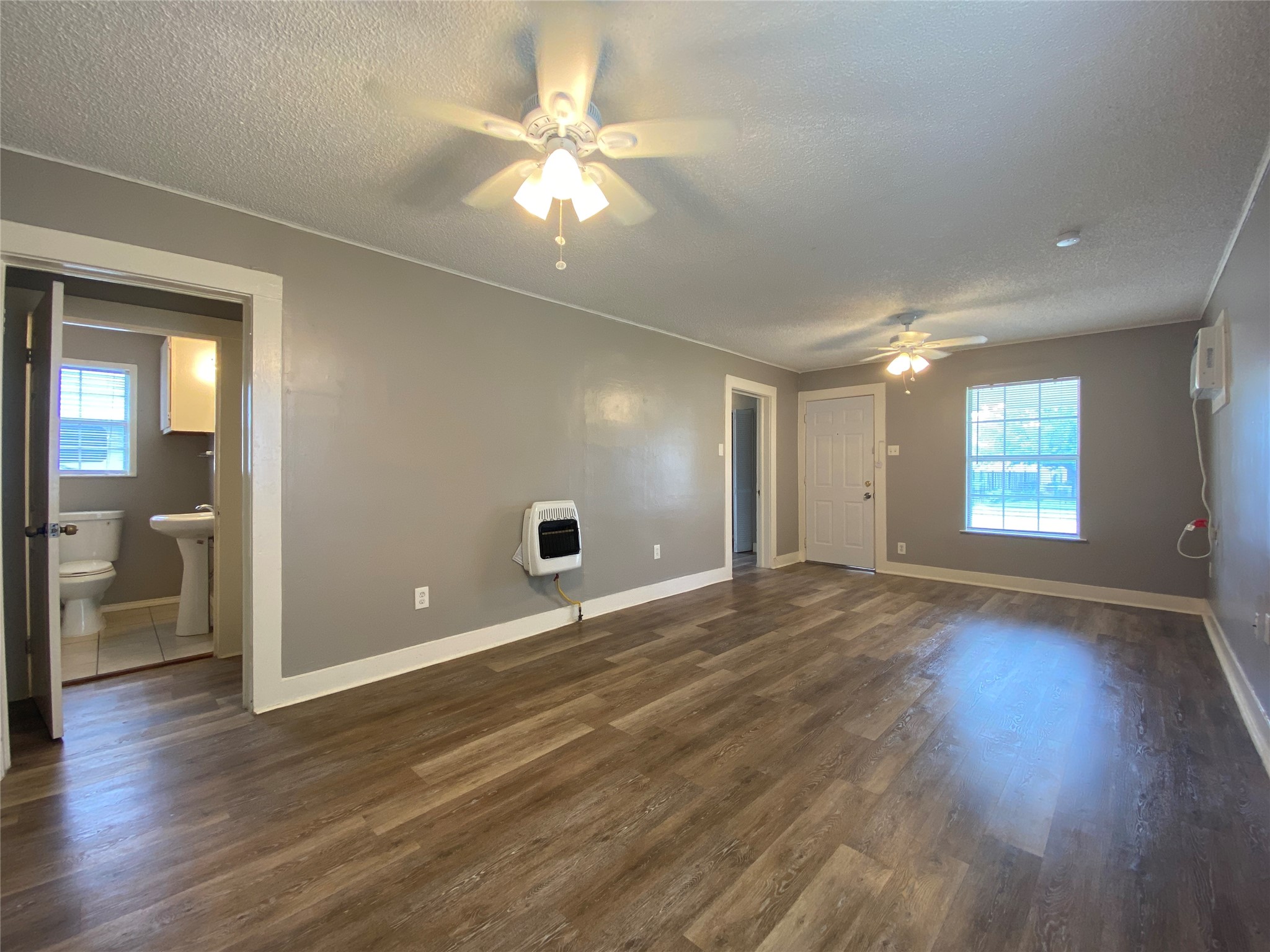 824 Karnes Street Fort Worth TX 76111