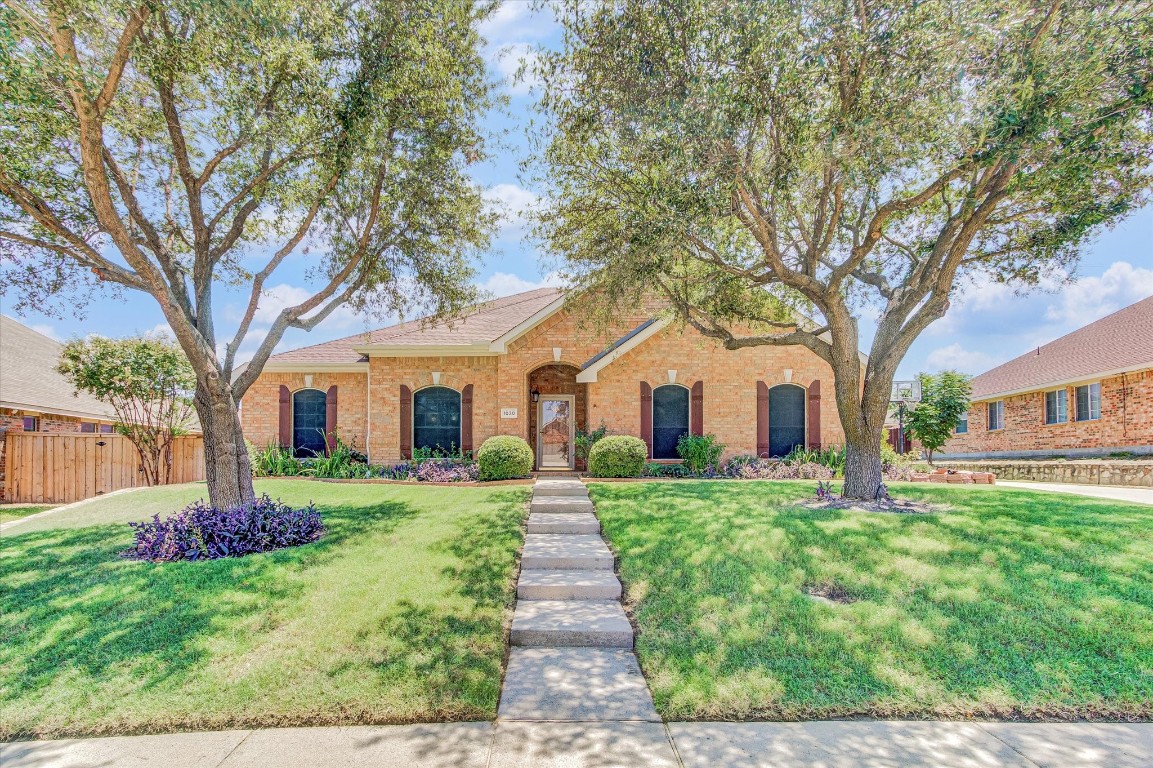 1030 Countryside Drive Cedar Hill TX 75104