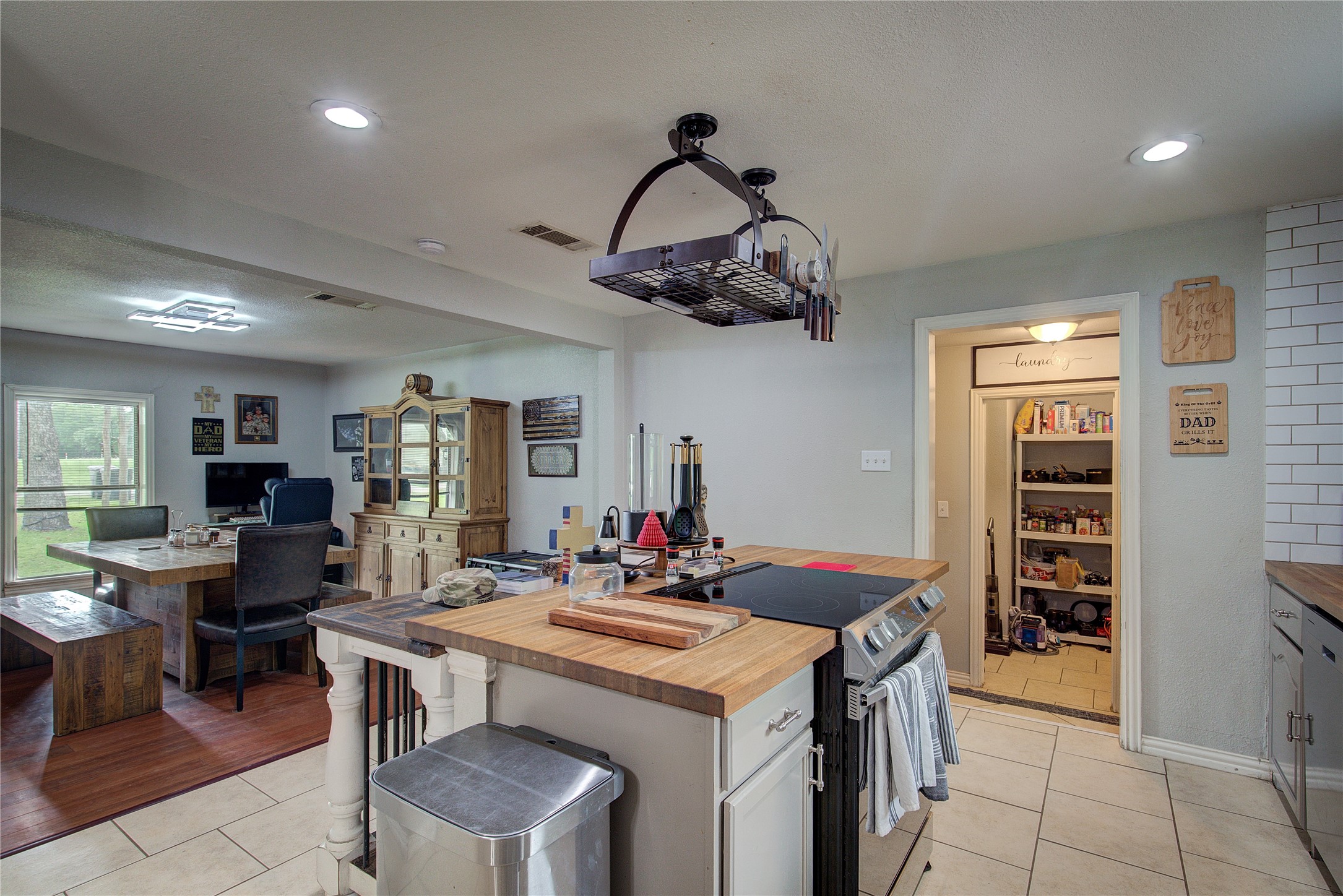 601 N 4th Street Wills Point TX 75169