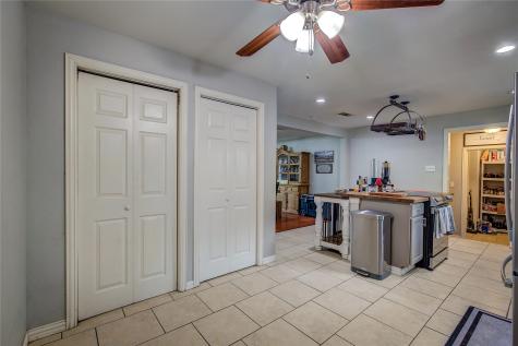601 N 4th Street Wills Point TX 75169