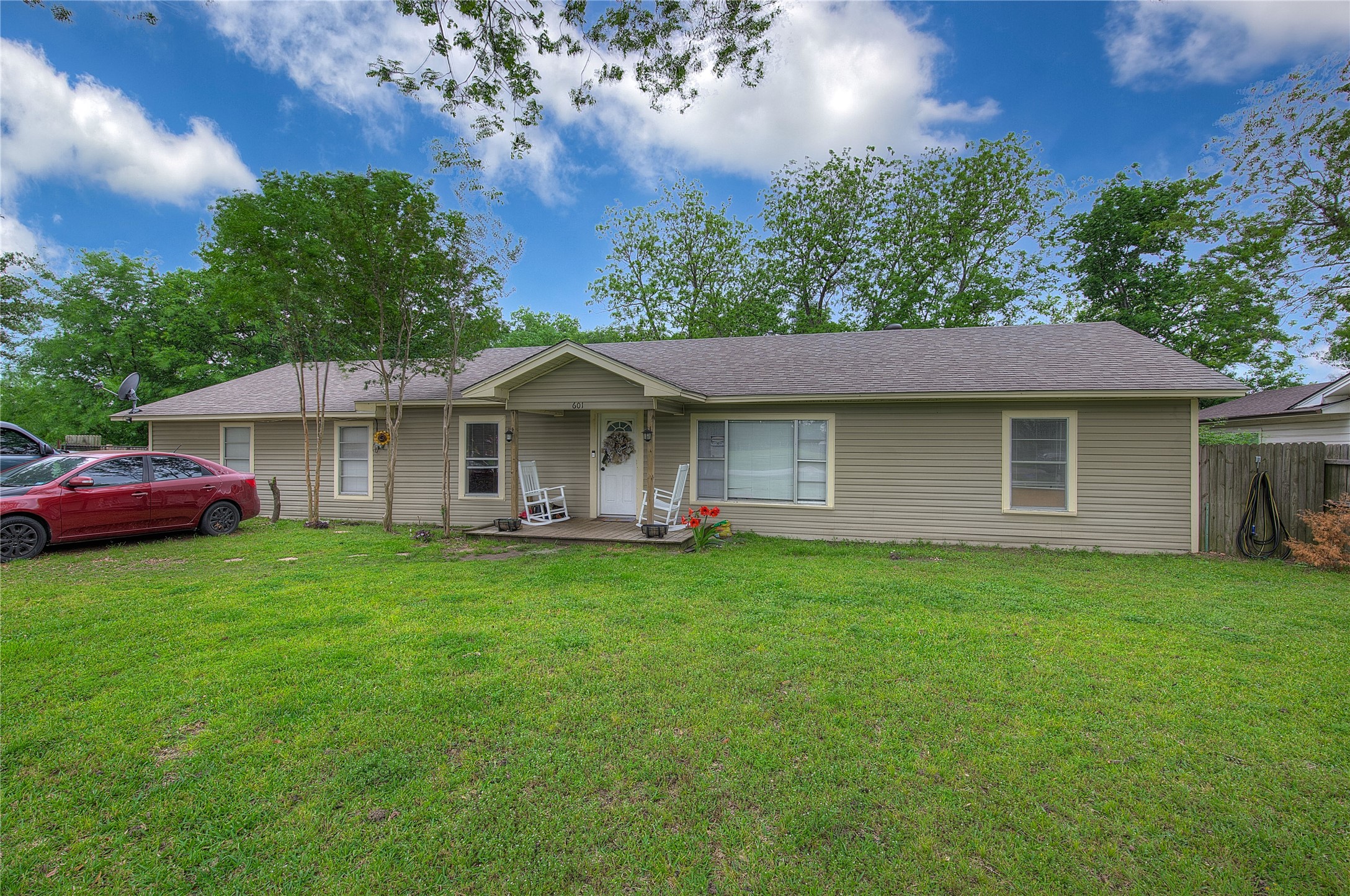 601 N 4th Street Wills Point TX 75169