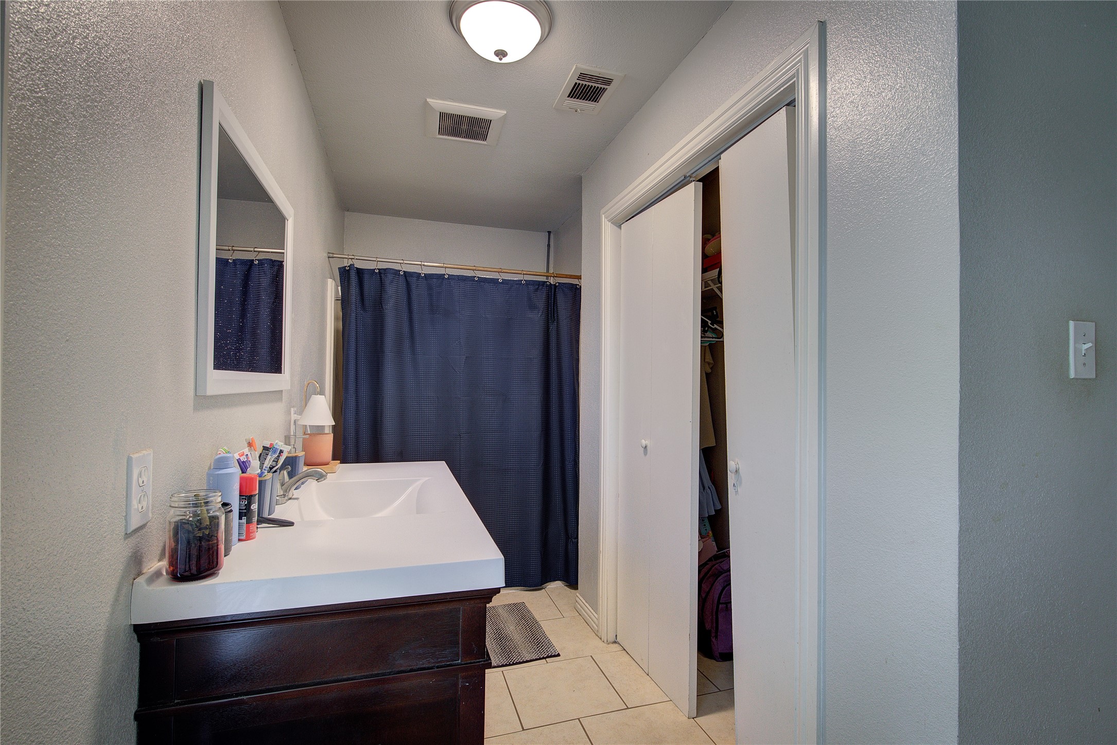 601 N 4th Street Wills Point TX 75169