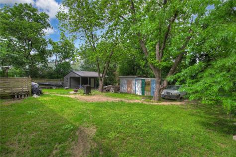 601 N 4th Street Wills Point TX 75169