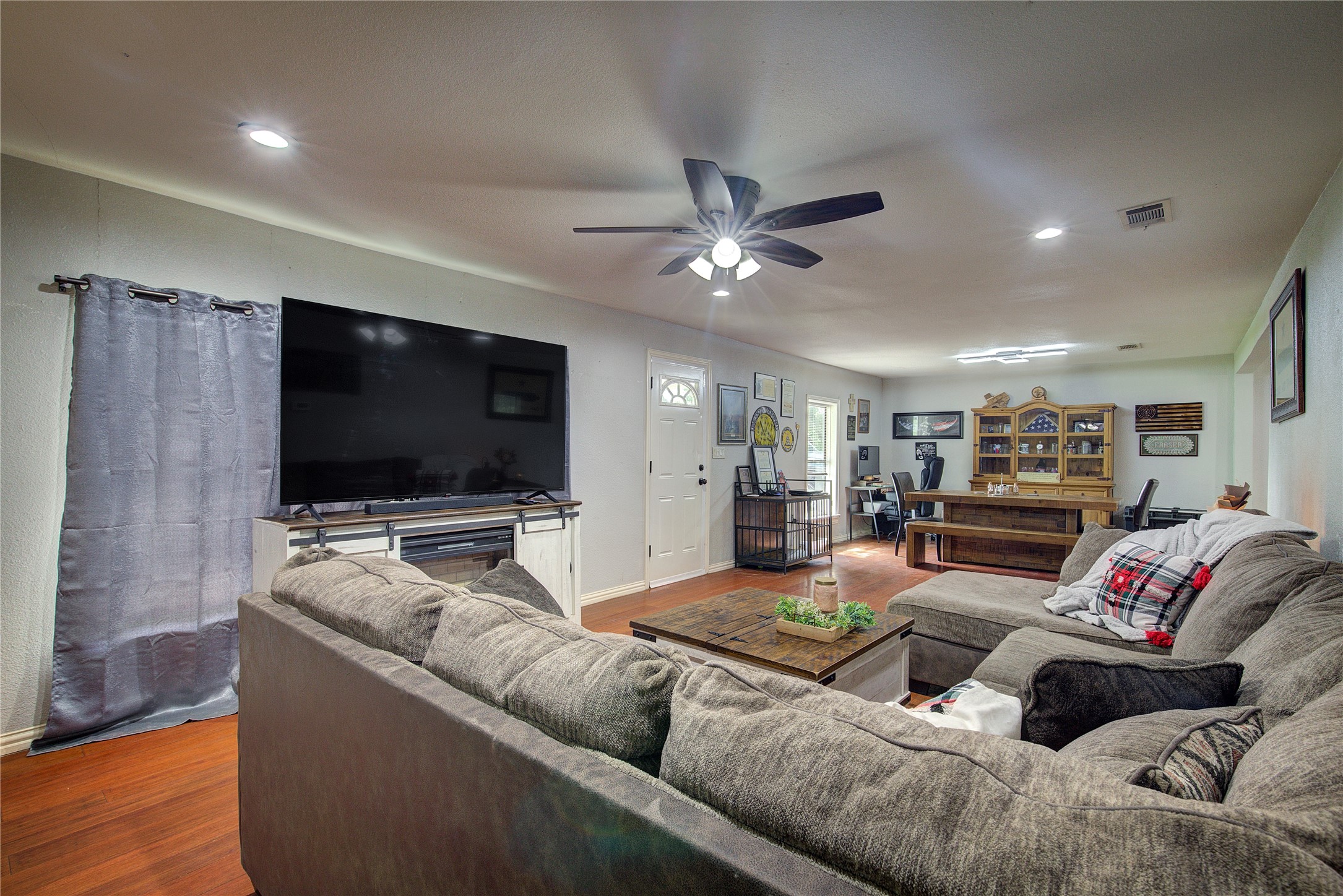 601 N 4th Street Wills Point TX 75169