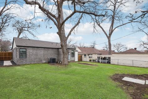 1426 Alaska Avenue Dallas TX 75216