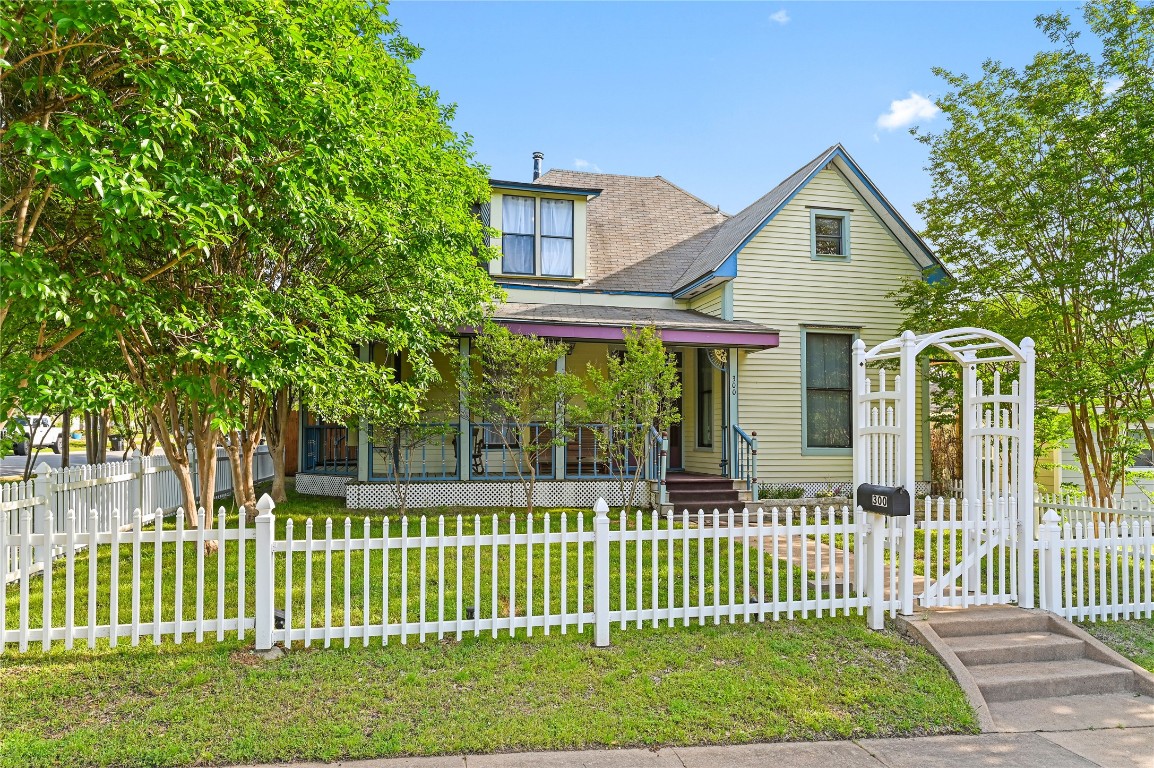300 W Texas Street Denison TX 75020