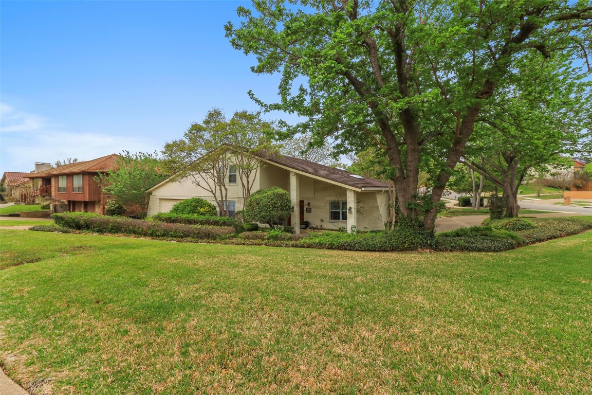 3413 Hidalgo Street Irving TX 75062
