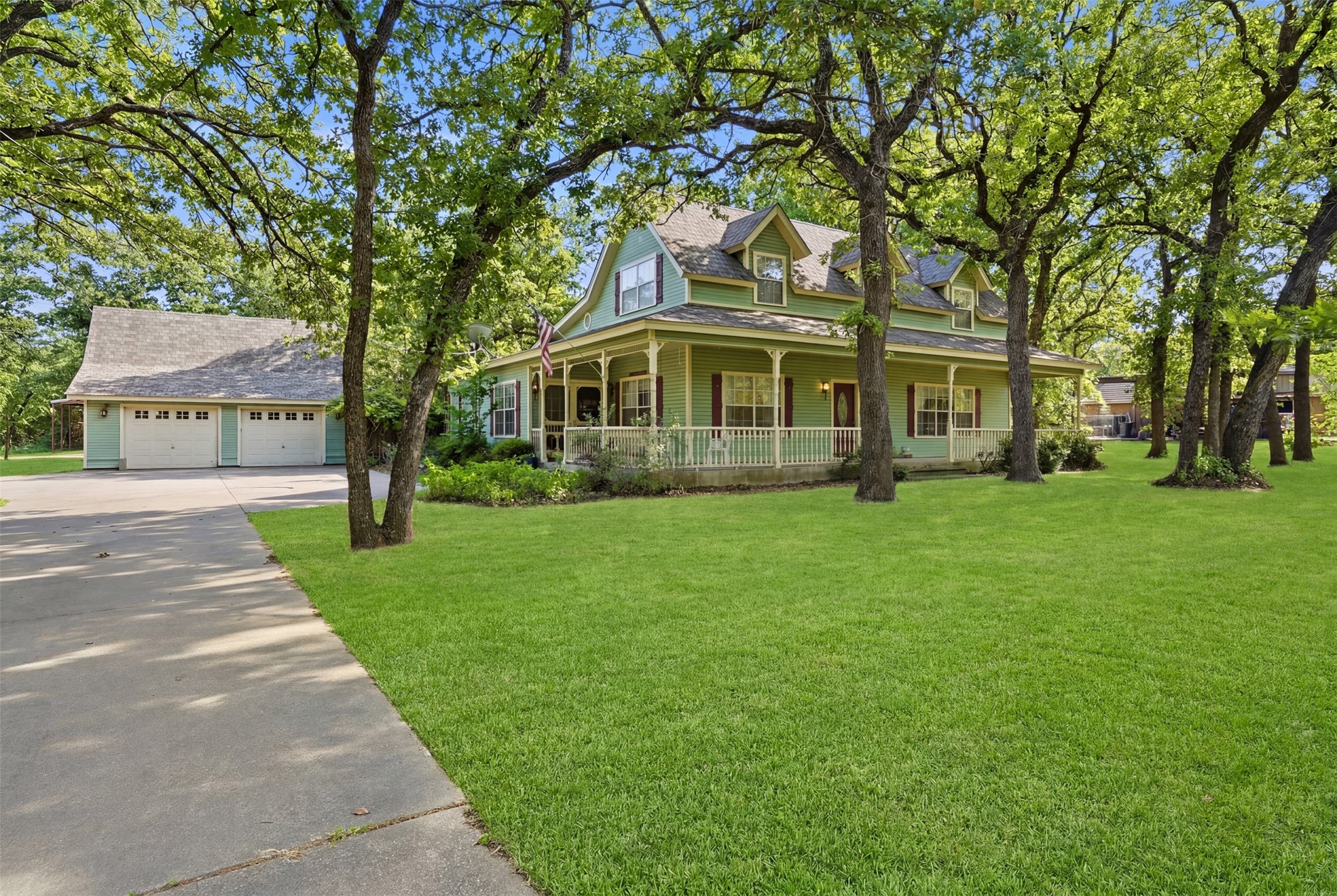 1000 Barry Lane Cleburne TX 76031