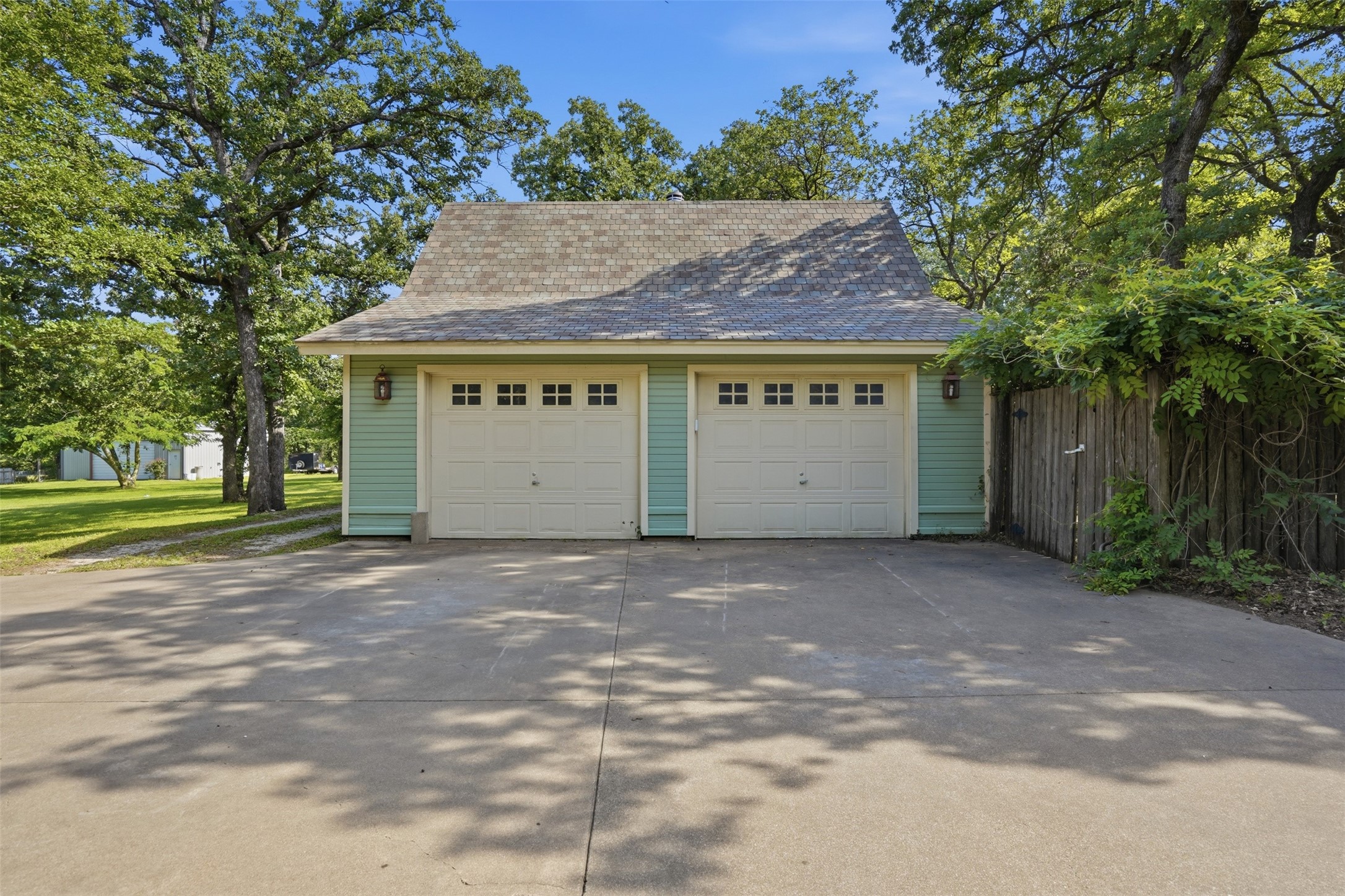 1000 Barry Lane Cleburne TX 76031
