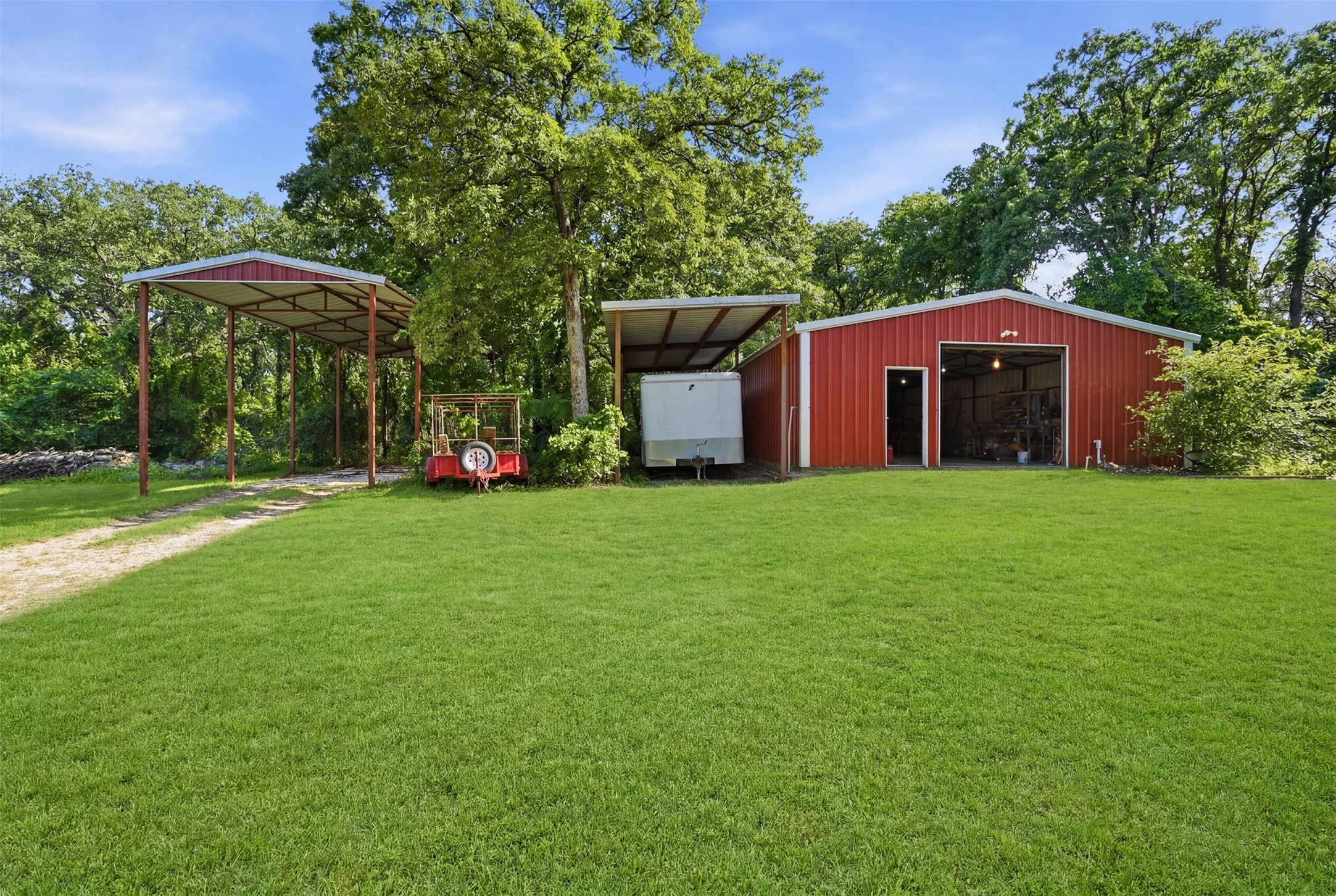 1000 Barry Lane Cleburne TX 76031