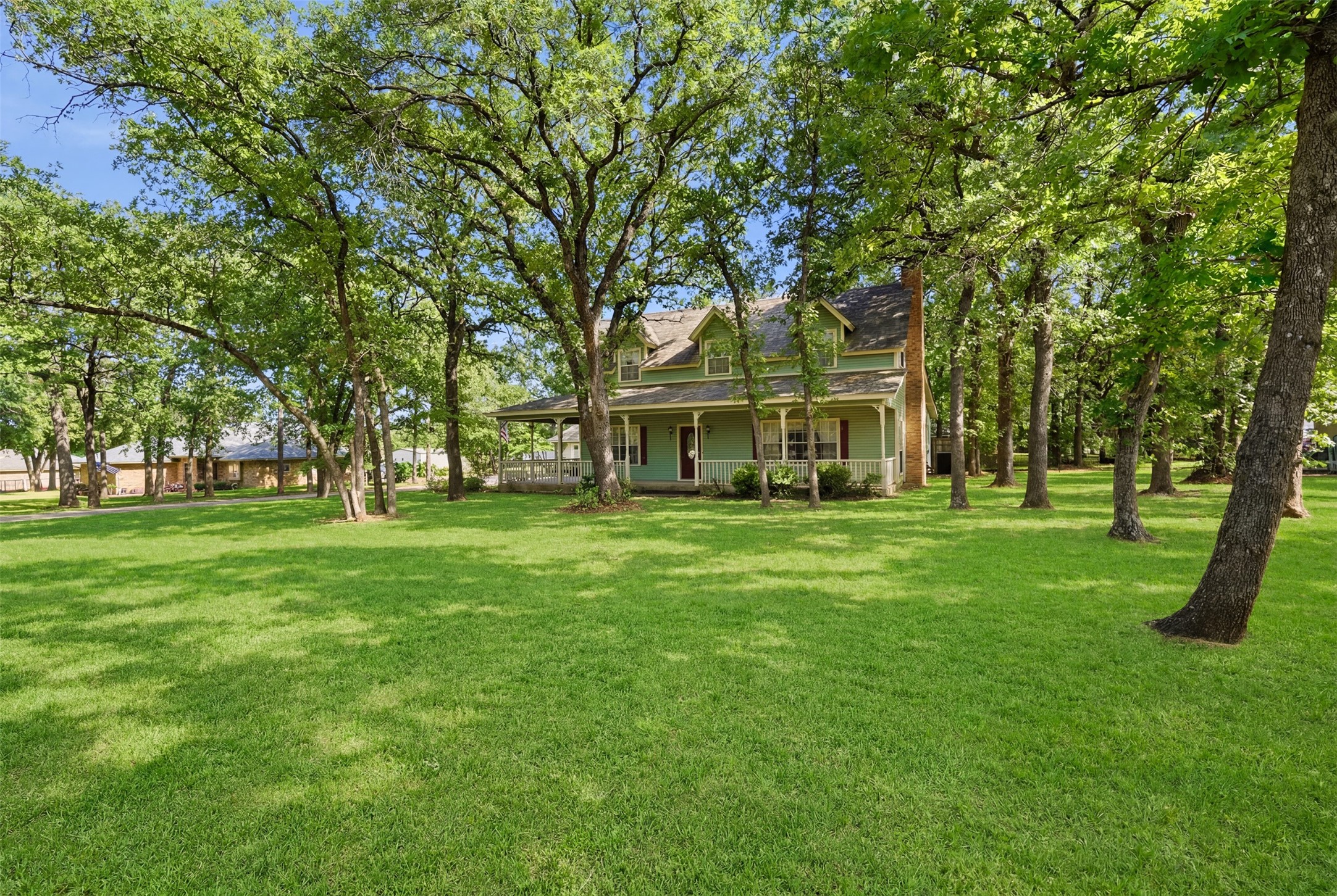 1000 Barry Lane Cleburne TX 76031